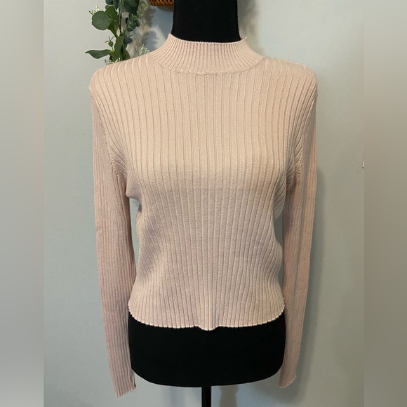 Soft Baby Pink Ribbed Sweater - Picture 1 of 4